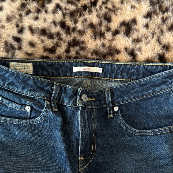 Levi’s Low Loose Jean - Picture 3 of 4